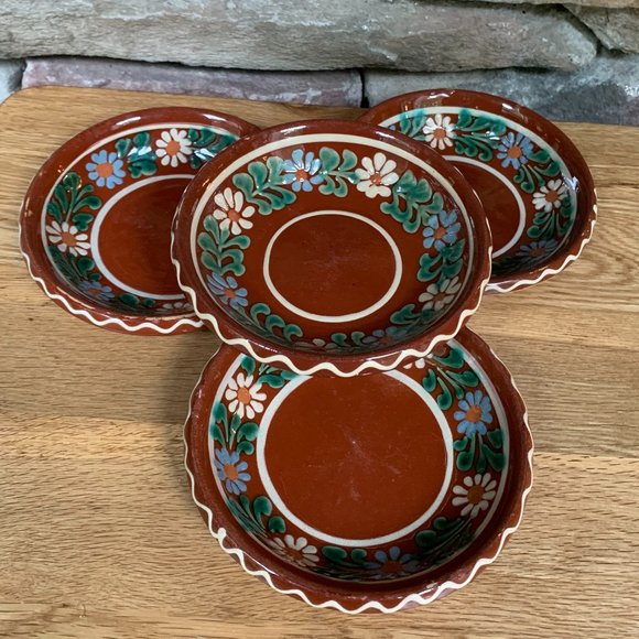 4 Pottery Bowls Majolica Hand Painted Floral Red Yellow Green - Picture 3 of 10
